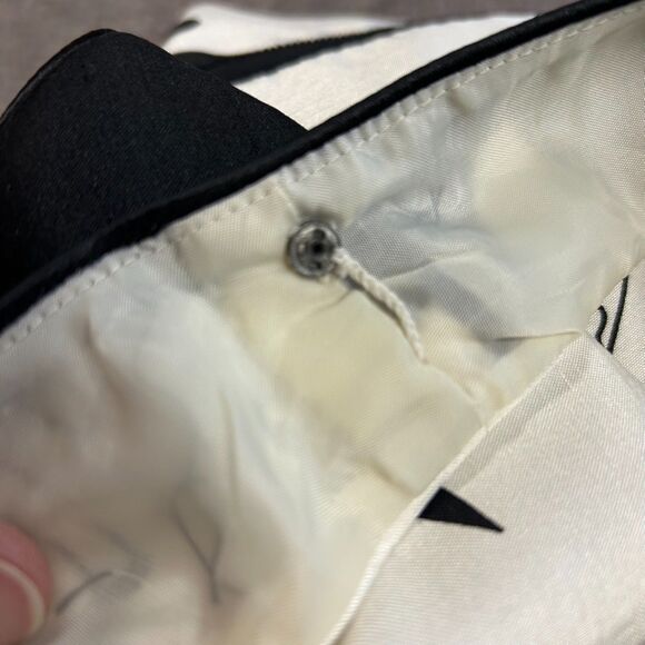 R&M Richards Ivory Black Floral V-Neck Sleeveless Fit & Flare Cocktail Dress 8 - Picture 7 of 16